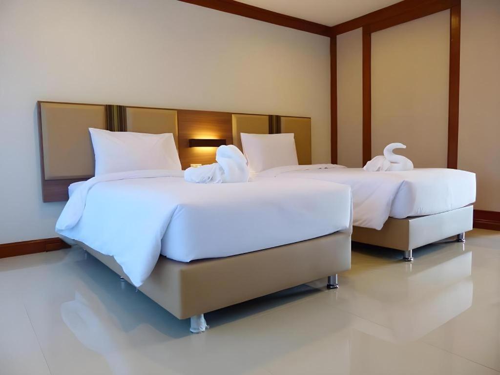 The Impress Nan Hotel Екстер'єр фото